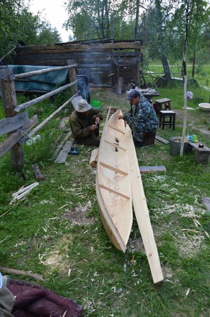 Making a dugout canoe, 2018. Photo by T. A. Moldanova, used with permission.